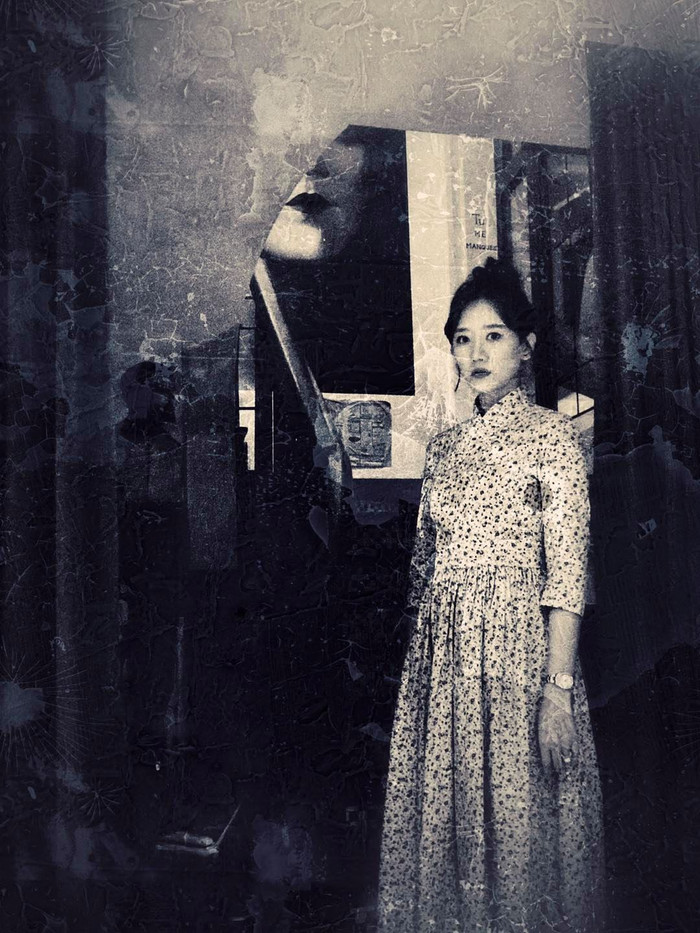 Chuẩn poster kinh dị!