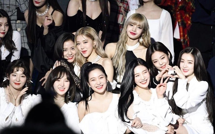 BXH Gaon tháng 7/2020: BlackPink tiếp tục ghi nhận kỉ lục, Irene & Seulgi vượt thành tích của Red Velvet Ảnh 2