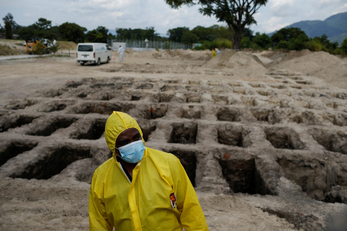 Cứ 15 giây có một người tử vong vì COVID-19 