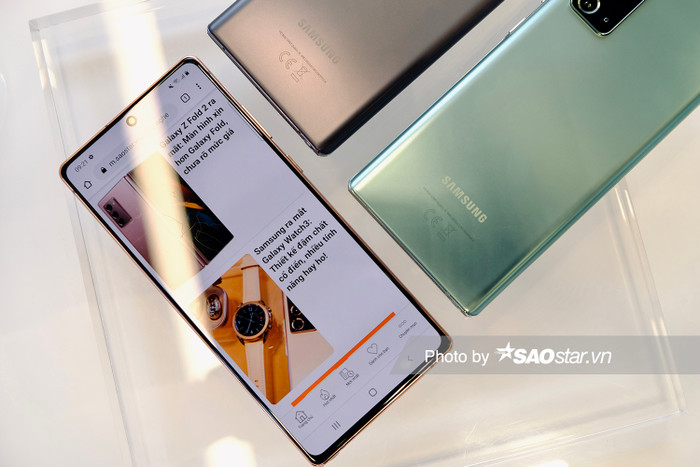 Note20 có giá khởi điểm 23,99 triệu đồng ở Việt Nam, trong khi đó mức giá của Note20 Ultra là 29,99 triệu đồng. Phiên bản 5G của nó sẽ lên kệ với giá 32,99 triệu đồng.