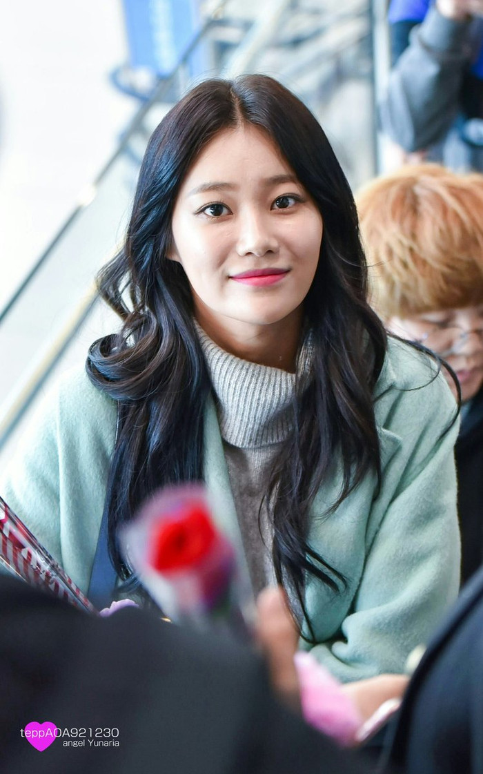 Yuna.