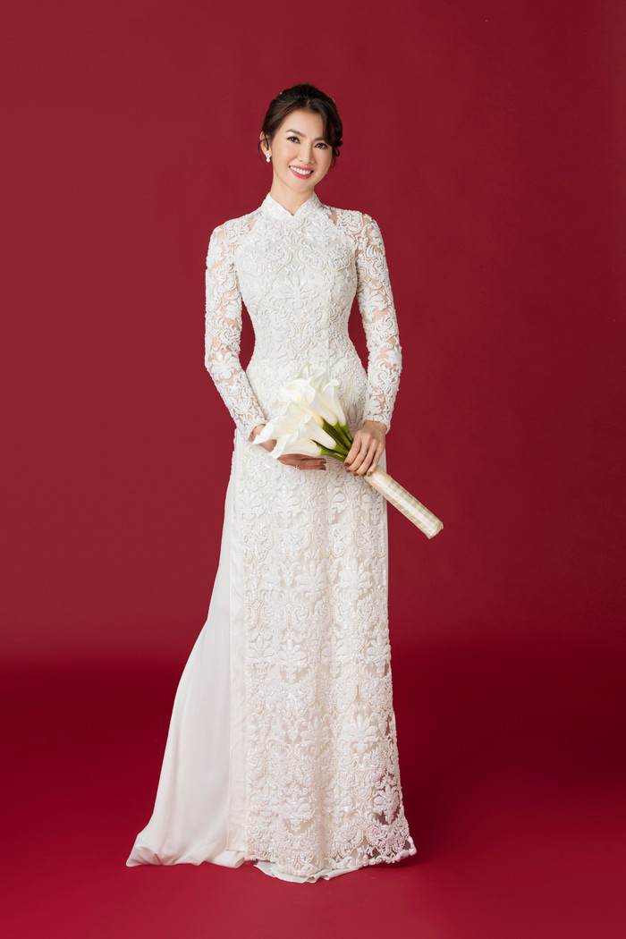 Diễn viên Anh Thư diện áo dài trắng khoe nhan sắc rạng ngời ở tuổi 38 Ảnh 11