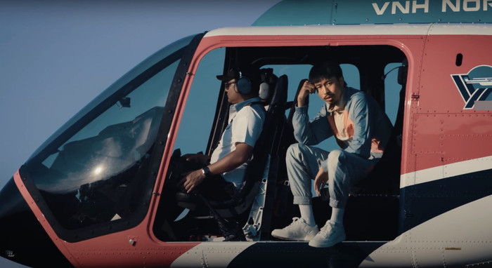 Sau Sơn Tùng M-TP và H'Hen Niê, Tăng Thanh Hà là cái tên tiếp theo Đen Vâu mang vào MV mới được quay... trên trời Ảnh 4