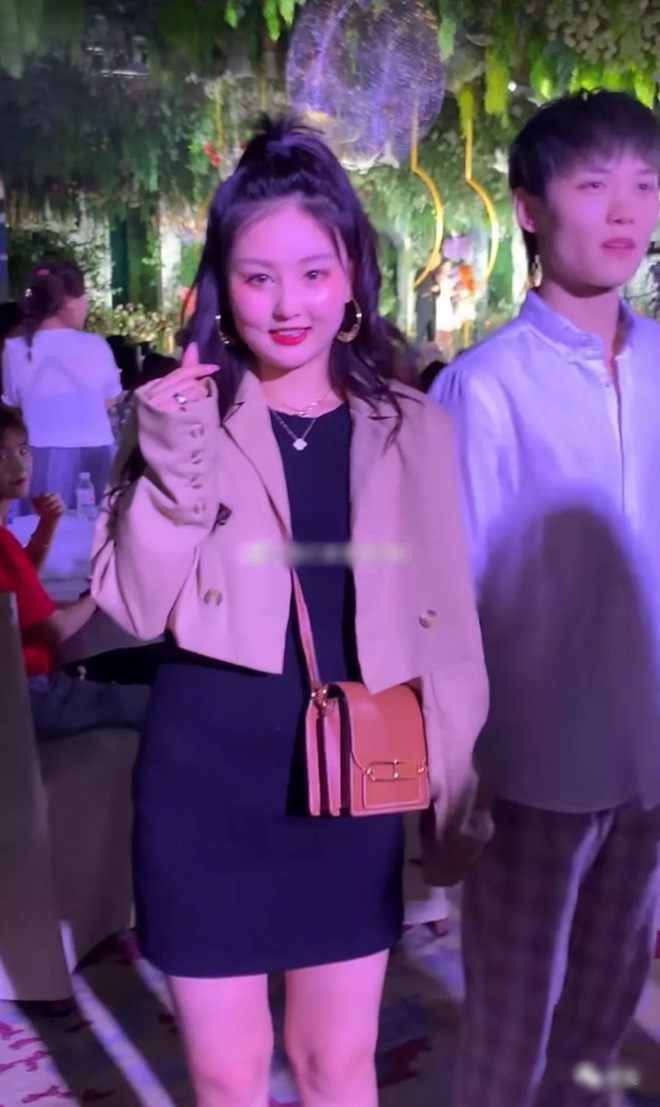 Hotgirl 2 triệu lượt theo dõi khiến dân tình nhận 'một cú lừa' khi lộ nhan sắc thật chưa qua '7749' app chỉnh ảnh Ảnh 7