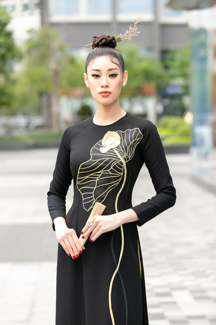 Khánh Vân 'tiếc đứt ruột' 10 mẫu áo dài đẹp đỉnh rớt khỏi Top 32: 'Thanh xuân' lỡ duyên, 'Đám cưới' mất cơ hội Ảnh 3
