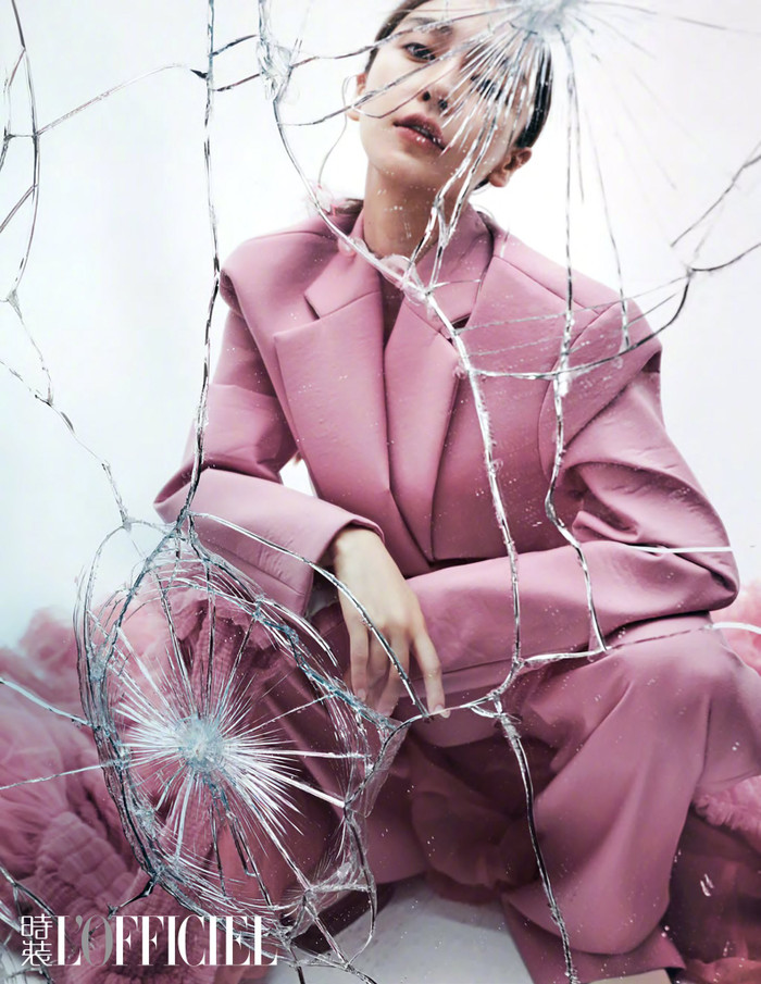 Angelababy thử thách kiểu chụp mới, cho người xem thấy đâu là đẹp không góc chết Ảnh 10