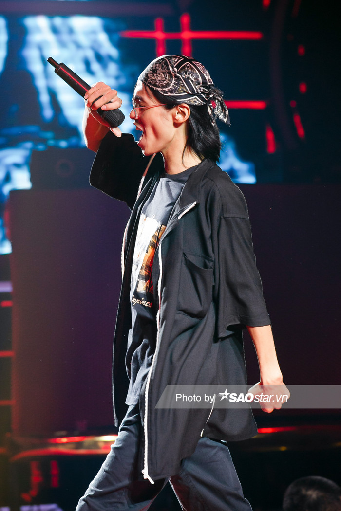 Gizmo - CJay - Vy Jacko trình diễn 'hừng hực khí thế' quyết giành dây chuyền vàng King Of Rap Ảnh 6