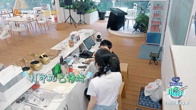 Fan tức giận khi phân cảnh của Triệu Lệ Dĩnh bị cắt xén trong Nhà hàng Trung Hoa 4, đẩy cô nàng vào thế nhân vật phản diện Ảnh 10