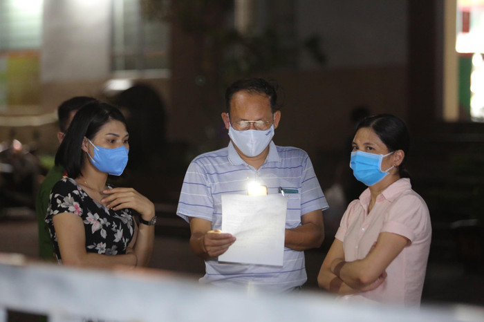 Lực lượng chức năng rà soát những trường hợp có nguy cơ tiếp xúc.