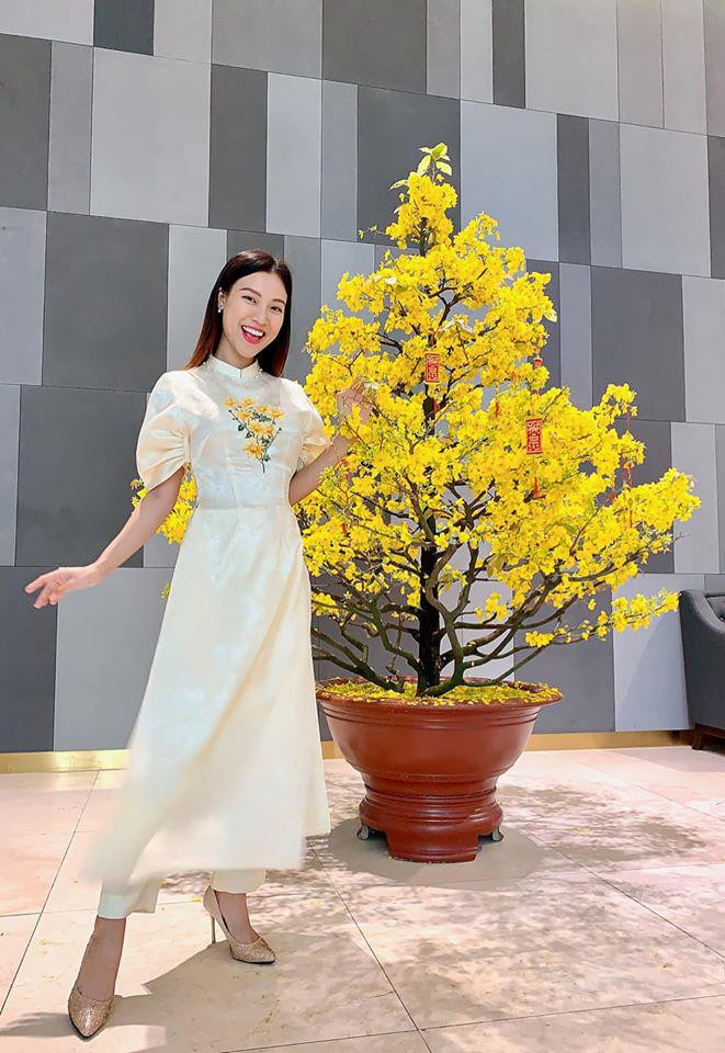 Hội Ngựa hoang và đạo diễn Nguyễn Quang Dũng tụ họp nhà Hoàng Yến Chibi Ảnh 8