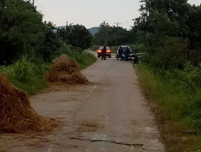 Chốt chặn, hạn chế người ra vào khu vực thôn 7 (xã Hòa Sơn, huyện Krông Bông, Đắk Lắk). Ảnh: Facebook