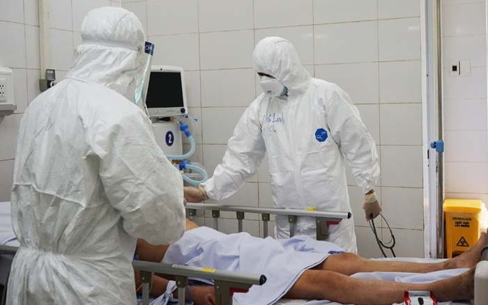 Bác sĩ từng cứu chữa bệnh nhân 91 tại tâm dịch Đà Nẵng: 'Nếu tất cả cố gắng thì chắc chắn nỗ lực sẽ được đền đáp' Ảnh 2