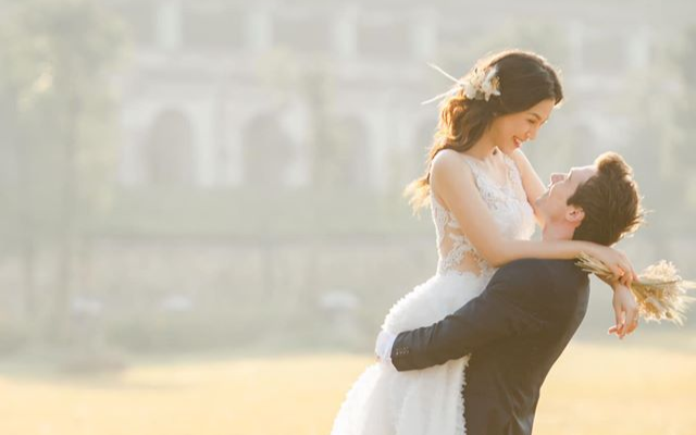 Hoàng Oanh xác nhận đã sinh quý tử đầu lòng cho ông xã ngoại quốc Ảnh 2