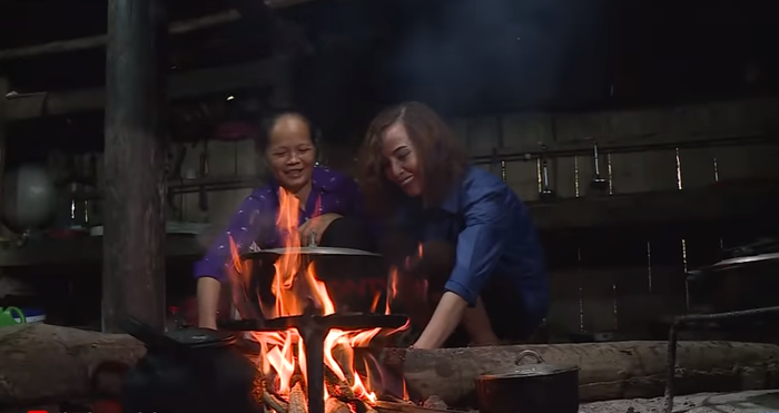 Cô dâu Thu Sao và mẹ chồng