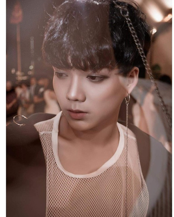 'Thánh chửi' Mèo Thoại khiến dân tình 'đứng hình' khi diện đồ bộ kết hợp phụ kiện sang chảnh chỉ để... đi chợ Ảnh 7