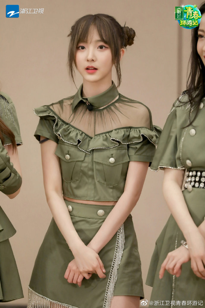 Bonbon Girls 303 gặp rắc rối cho TV show đầu tiên, Dương Địch vì chương trình mà bị khán giả mắng nhiếc Ảnh 23