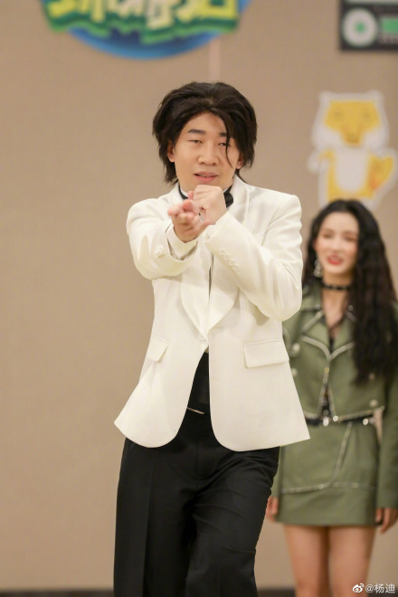 Bonbon Girls 303 gặp rắc rối cho TV show đầu tiên, Dương Địch vì chương trình mà bị khán giả mắng nhiếc Ảnh 9