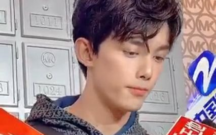 Hình ảnh Ngô Lỗi xuất hiện lộ vẻ mệt mỏi sau tin đồn bị Tencent phong sát Ảnh 2