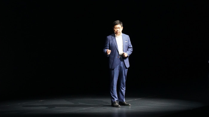 Huawei nằm trong danh sách cấm vận được Mỹ công bố hồi tháng 5 năm ngoái. Ảnh: Engadget