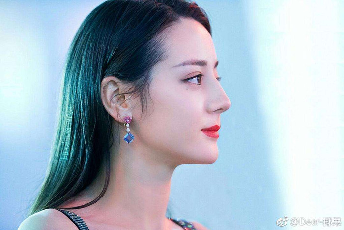 Những nhược điểm trên gương mặt của dàn mỹ nhân Hoa ngữ đình đám Ảnh 8