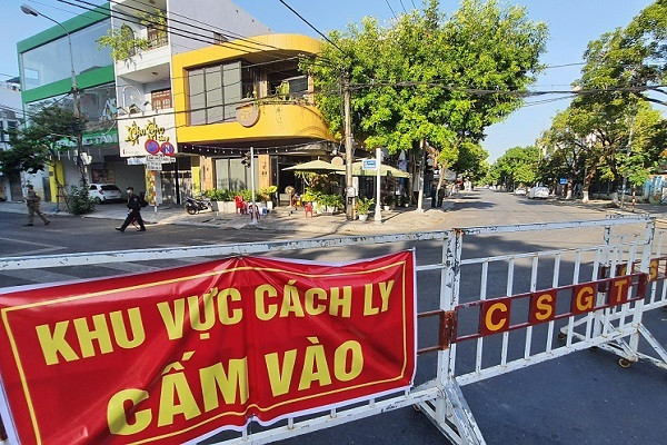 Khu vực đường Nguyễn Thị Minh Khai bị phong tỏa trước đó. Ảnh Vietnamnet