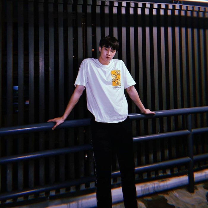 Vốn đã xây dựng được hình ảnh của mình trong lòng công chúng, không khó để Mean Phiravich gia nhập đài 3 được nhà đài push mạnh để nổi tiếng hơn nữa