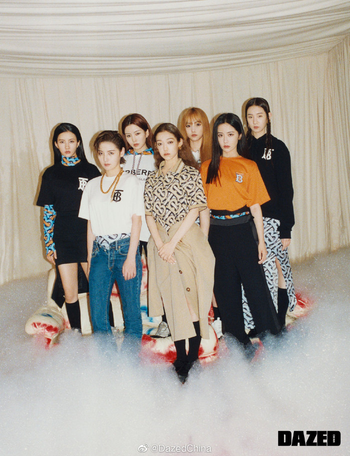 Bonbon Girls 303 'thắng' The9 khi bài hát mới nhận được cơn mưa lời khen Ảnh 6