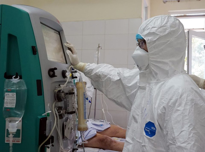 Bên trong khoa cấp cứu bệnh nhân nhiễm COVID-19 ở tâm dịch Đà Nẵng Ảnh 8