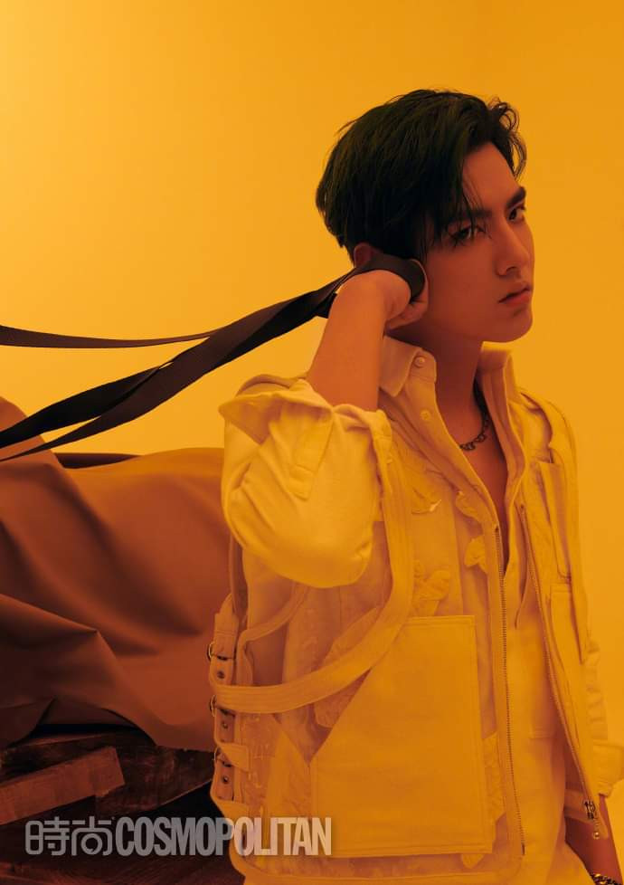 Ngô Diệc Phàm trên Cosmopolitan số tháng 8: Đúng là đỉnh cấp màng thời trang ở làng giải trí Hoa ngữ Ảnh 9