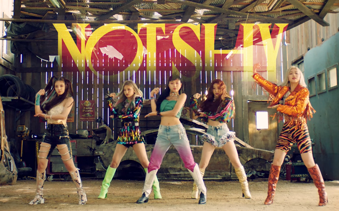 20 giây teaser 'Not Shy' (ITZY) cũng đủ khiến fan phát hiện chi tiết đặc biệt này sẽ sớm 'gây bão' ở MV sắp tới Ảnh 2