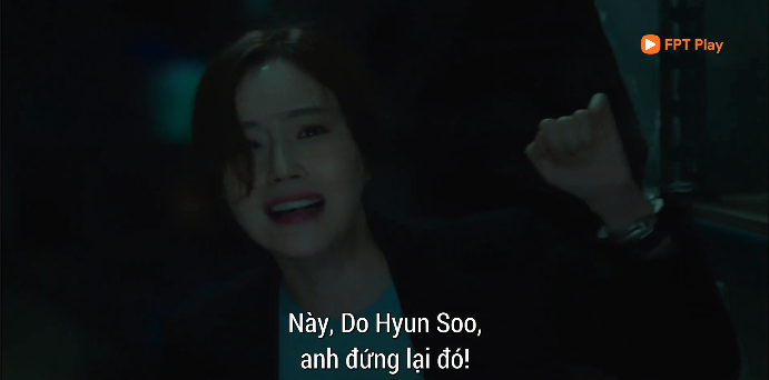 Tập 8 Hoa của quỷ: Lee Joon Gi chạm mặt kẻ vu khống anh tội giết người, đồng thời phải đấu tay đôi với cô vợ Moon Chae Won để bảo vệ danh tính Ảnh 13