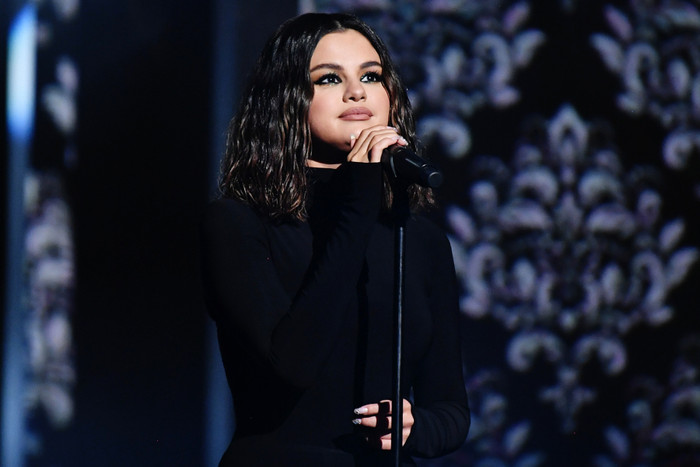 Hãy cùng điểm qua loạt hit không ai là không biết của Selena Gomez nhé!
