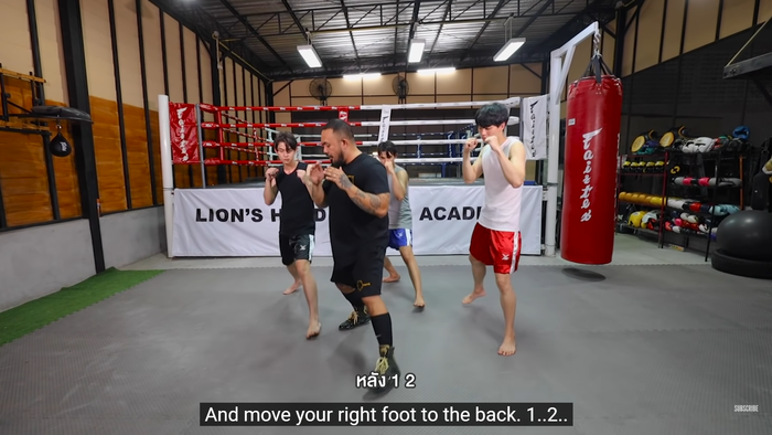 Trước khi 'Still 2gether' chính thức lên sóng, bộ ba Bright - Win - Drake tái ngộ trên sàn Boxing Ảnh 11