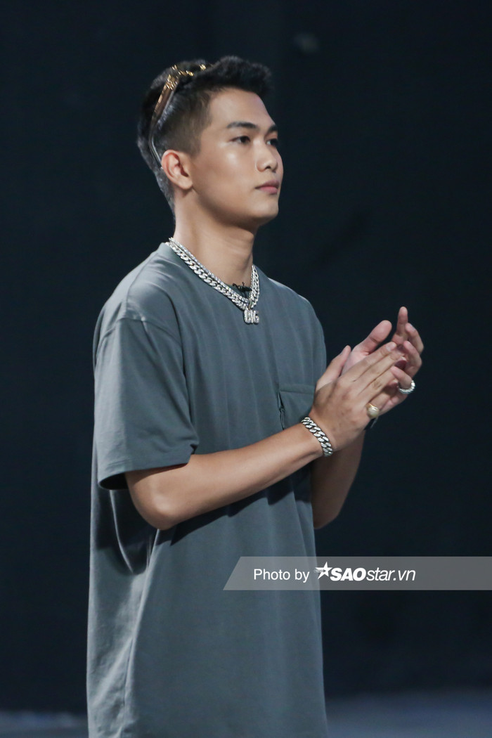 Vừa nhập cuộc, King of Rap đã loại 19 thí sinh trong vòng Đấu nhóm, mentor tung 1 tỷ đồng giành giật chiến binh Ảnh 6