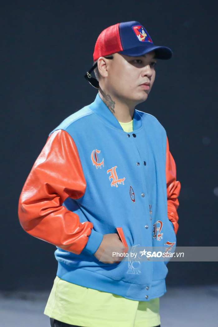 Vừa nhập cuộc, King of Rap đã loại 19 thí sinh trong vòng Đấu nhóm, mentor tung 1 tỷ đồng giành giật chiến binh Ảnh 4