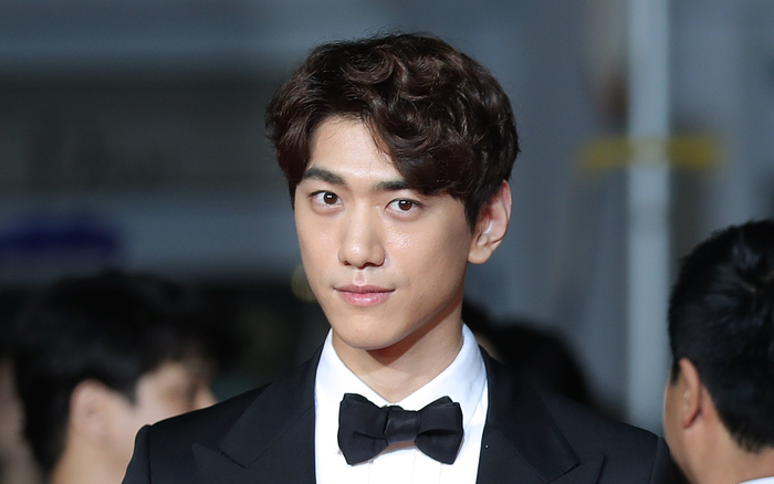 Diễn viên Sung Joon kết hôn vào tháng 9 sau khi tuyên bố đã có vợ con Ảnh 2