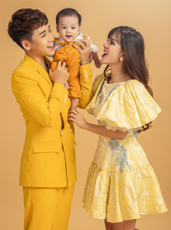 Anh chàng từng gây bất ngờ khi kết hôn và có con khá sớm