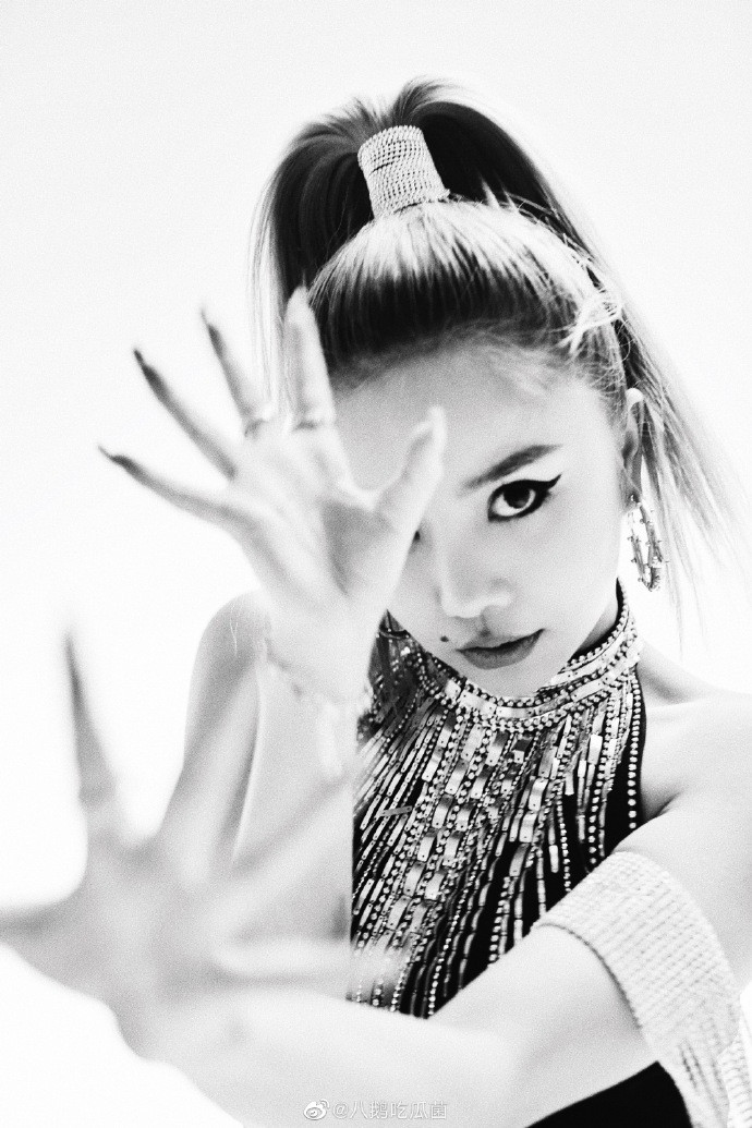 Ngu Thư Hân có định hướng mới trong nghề nghiệp, không sợ thất nghiệp nếu bỏ nghề diễn viên hay ca sĩ Ảnh 16