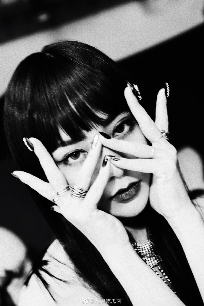 Ngu Thư Hân có định hướng mới trong nghề nghiệp, không sợ thất nghiệp nếu bỏ nghề diễn viên hay ca sĩ Ảnh 13