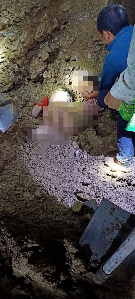 Hai anh em bị đất đá sạt lở vùi lấp tử vong thương tâm khi đang nằm ngủ&nbsp;