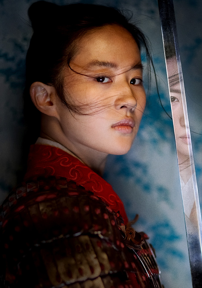 Mulan tung trailer mới trước khi lên Disney+: Hóa ra biểu cảm của Lưu Diệc Phi lúc chiến đấu là như thế này? Ảnh 3