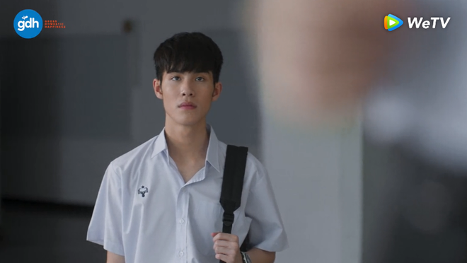 So sánh mánh khóe gian lận trong hai phiên bản 'Thiên tài bất hảo': Tuy mạnh yếu từng lúc khác nhau song kịch tính lúc nào cũng có Ảnh 9