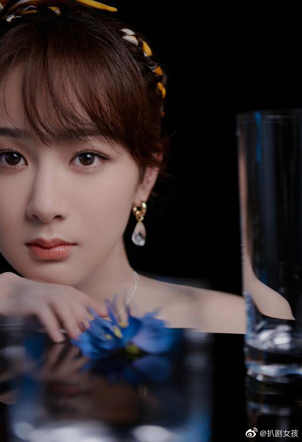 Dự án phim chất lượng liên tục tìm đến Dương Tử, lần này cô nàng sẽ kết đôi cùng Tỉnh Bách Nhiên? Ảnh 7