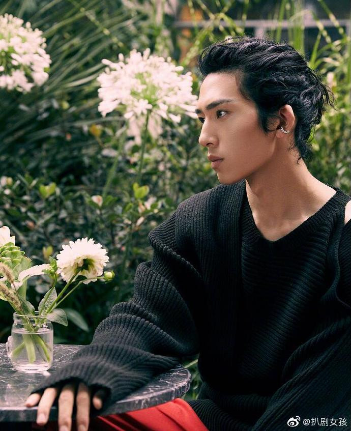 Dự án phim chất lượng liên tục tìm đến Dương Tử, lần này cô nàng sẽ kết đôi cùng Tỉnh Bách Nhiên? Ảnh 11