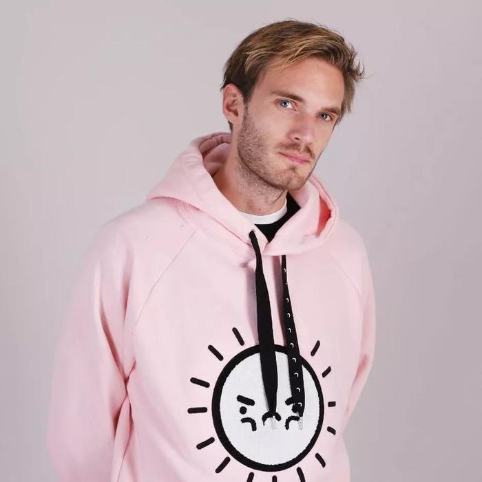 'Ông hoàng YouTube' PewDiePie quyên góp hơn 2 tỷ cho nạn nhân vụ nổ ở Lebanon, tiết lộ làm từ thiện mỗi tháng Ảnh 5