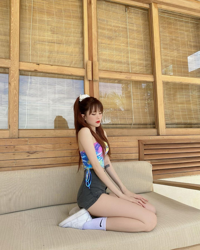 Thiều Bảo Trâm khoe mặt mộc dáng thon sau khi bị dìm tơi tả trên sóng truyền hình Ảnh 9