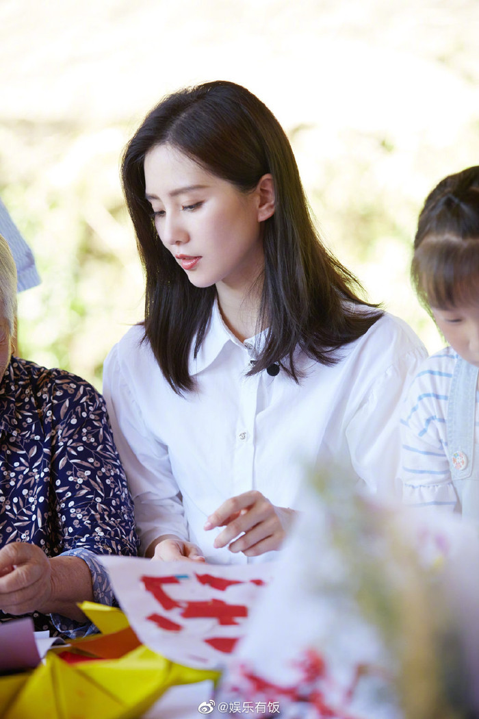 Lưu Thi Thi gây bão vì loạt ảnh chưa qua chỉnh sửa quá xuất sắc.