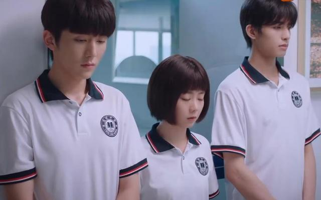 Sao nữ Hoa ngữ không tạo sự phản cảm khi mặc đồng phục học sinh sau Đàm Tùng Vận có những ai? Ảnh 2