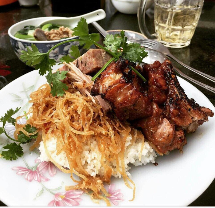 Dĩa cơm 140.000đ chất lượng