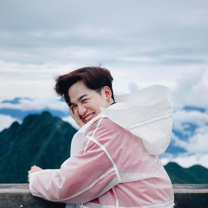 Mới hôm nào còn song ca cùng nhau, Trấn Thành nay đã chuyển sang làm cố vấn âm nhạc cho bài mới của Ali Hoàng Dương Ảnh 5